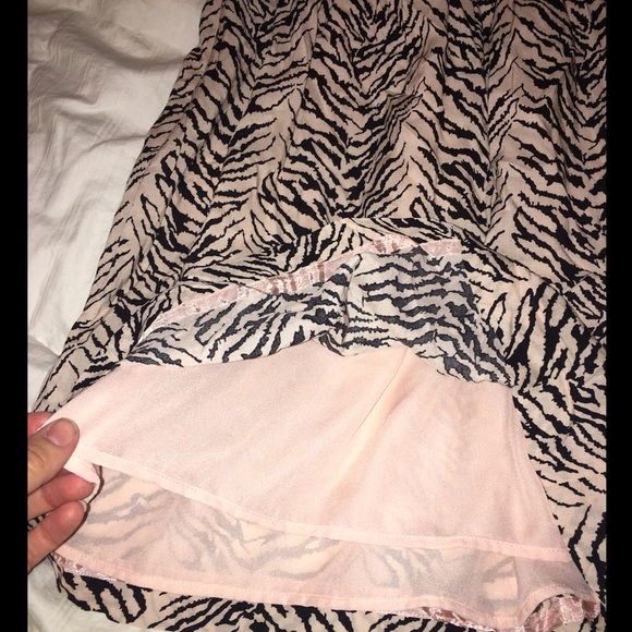 BCBGeneration Pink Black Zebra Print strapless - Picture 6 of 6